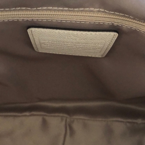 COPY - Coach Hobo Tote - Picture 5 of 5